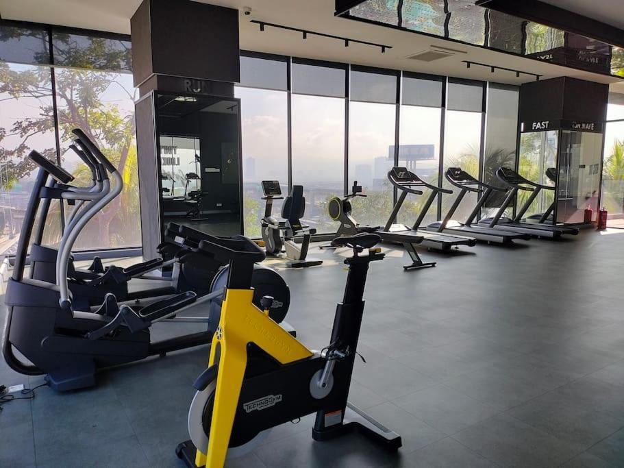 Pangsapuri Kl Sanctuary Style Comforts, Pool, Gym, Near Mrt! Kuala Lumpur