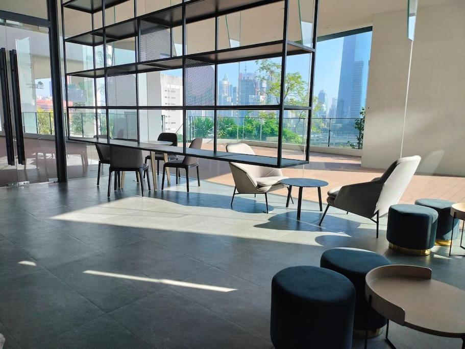 Kl Sanctuary Style Comforts, Pool, Gym, Near Mrt! * Kuala Lumpur