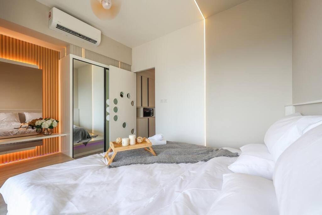 Kl Sanctuary Style Comforts, Pool, Gym, Near Mrt! * Kuala Lumpur
