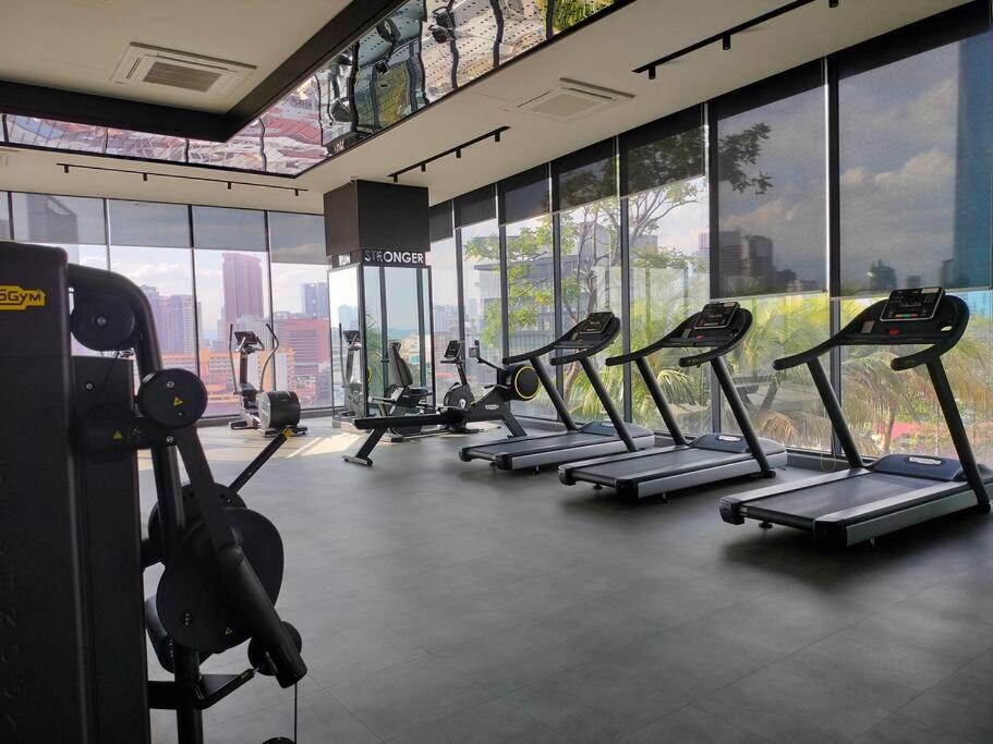 Kl Sanctuary Style Comforts, Pool, Gym, Near Mrt! Apartment